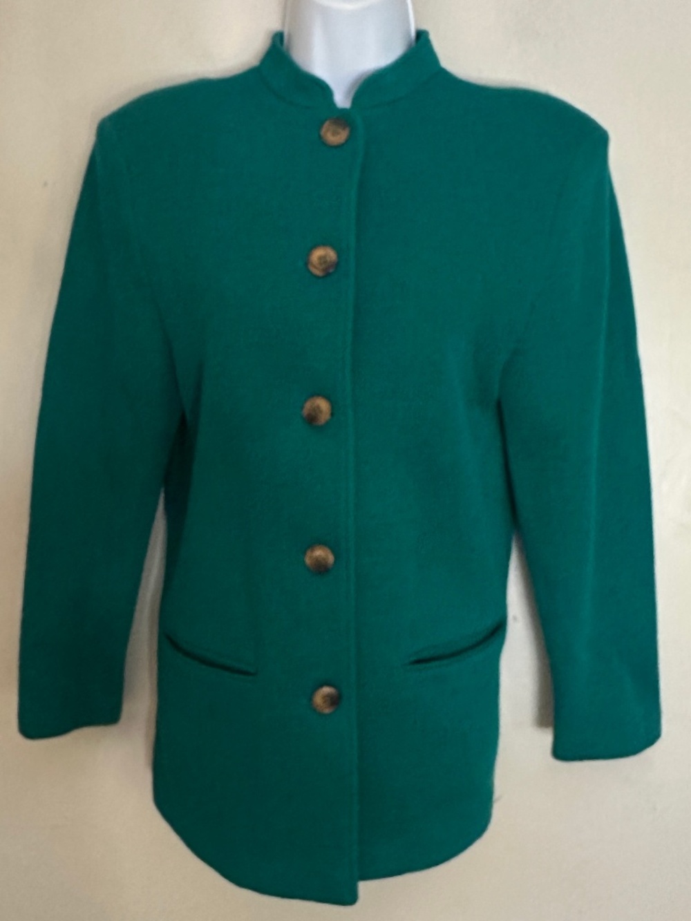 Jack Winter Cardigan Small Gently worn 50% acrylic/28% polyester/22% wool